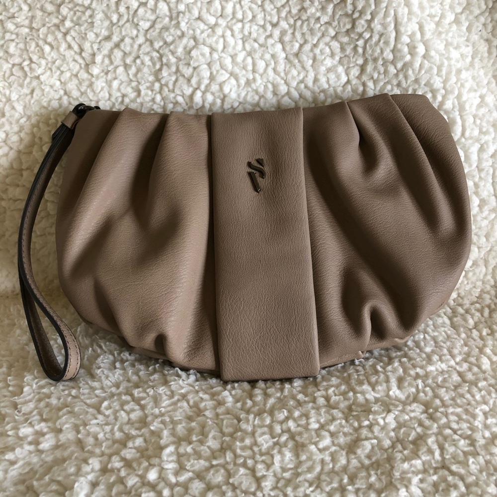Simply Vera clutch